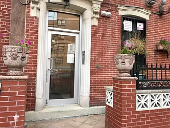 Rented by Sophie Bednarczyk