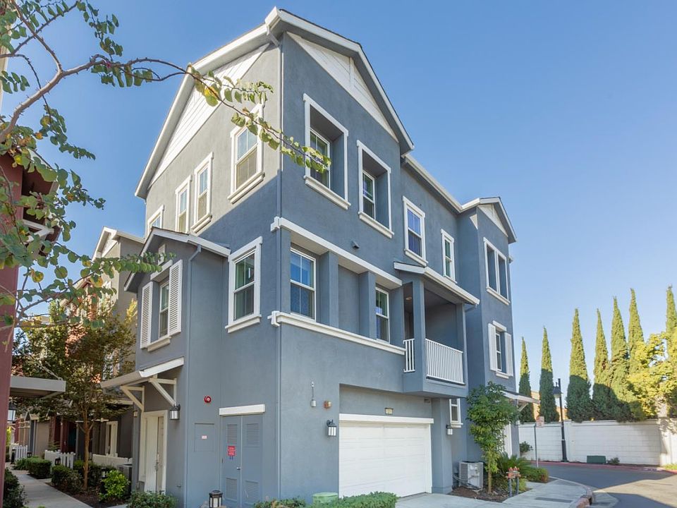 1st image of 1311 De Altura Cmns