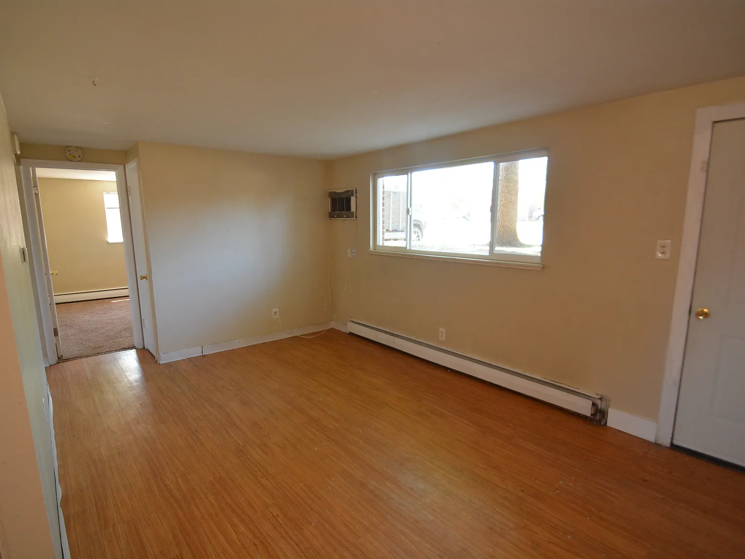 2 bed, 800 sqft, $1,450 — Photo 2