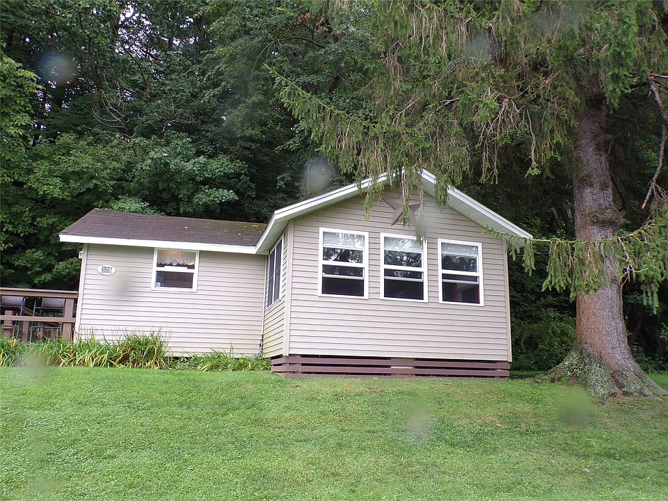 1st image of 325 Elk Creek Rd