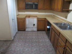 5th image of 2322 Markland St