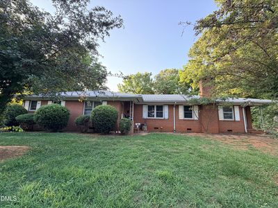 611 E Raleigh St, Siler City, NC, 27344