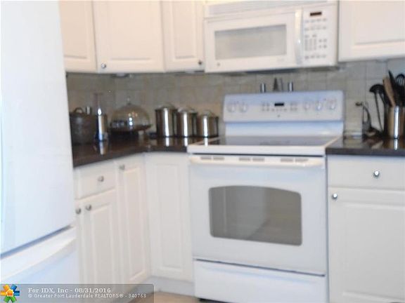 5th image of 3900 NE 18th Ave APT 34G