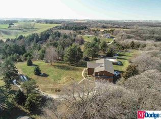 9515 Pine Crest Rd, Blair, NE 68008