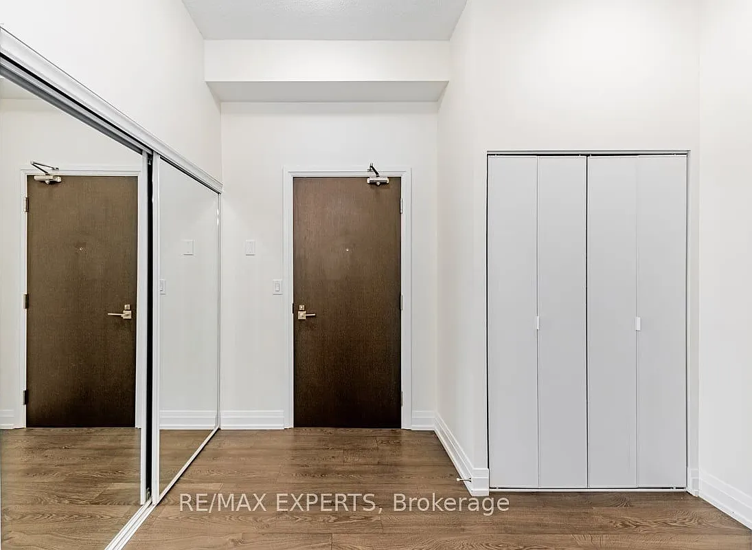 2 bed, $2,350 — Photo 3