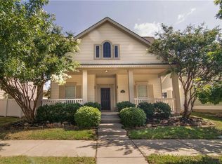 1024 Cotton Exchange Dr, Aubrey, TX 76227