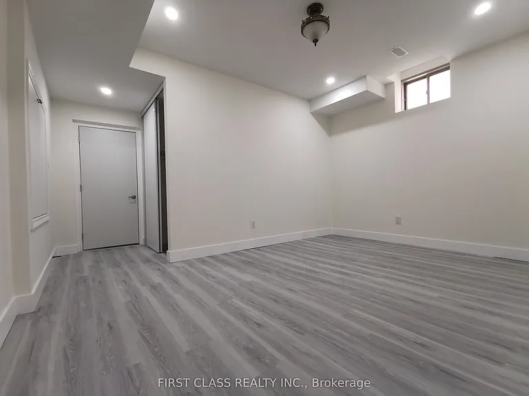 657 Clifford Perry Pl — Photo 15