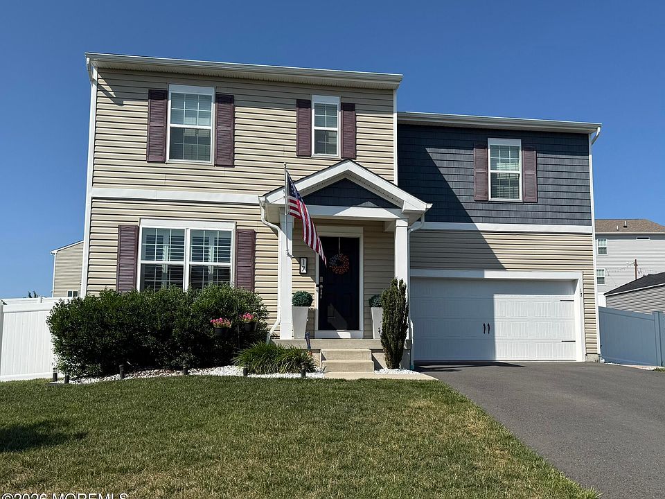1st image of 17 Fullrigger Avenue