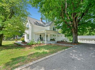 887 Old Canton Rd, Ball Ground, GA 30107