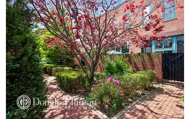 Sold by Douglas Elliman | media 32