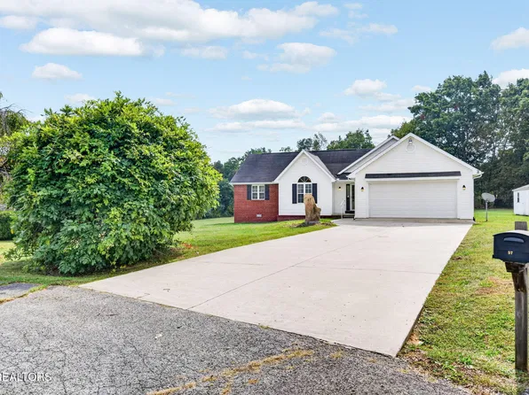 57 Clover Ln, Crossville, TN 38555
