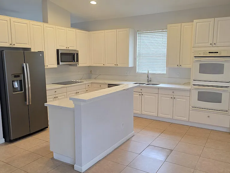 2264 SW Newport Isles Blvd — Photo 6
