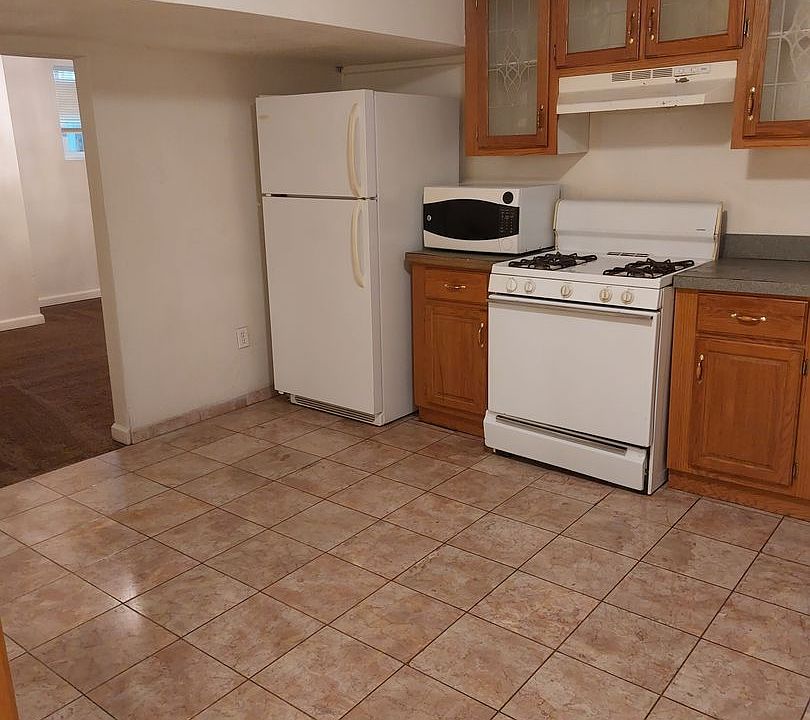 1st image of 819 16th St #0788797b9