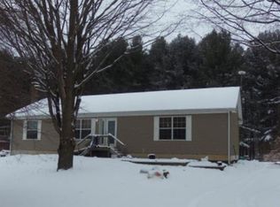08310 35th St, Gobles, MI 49055