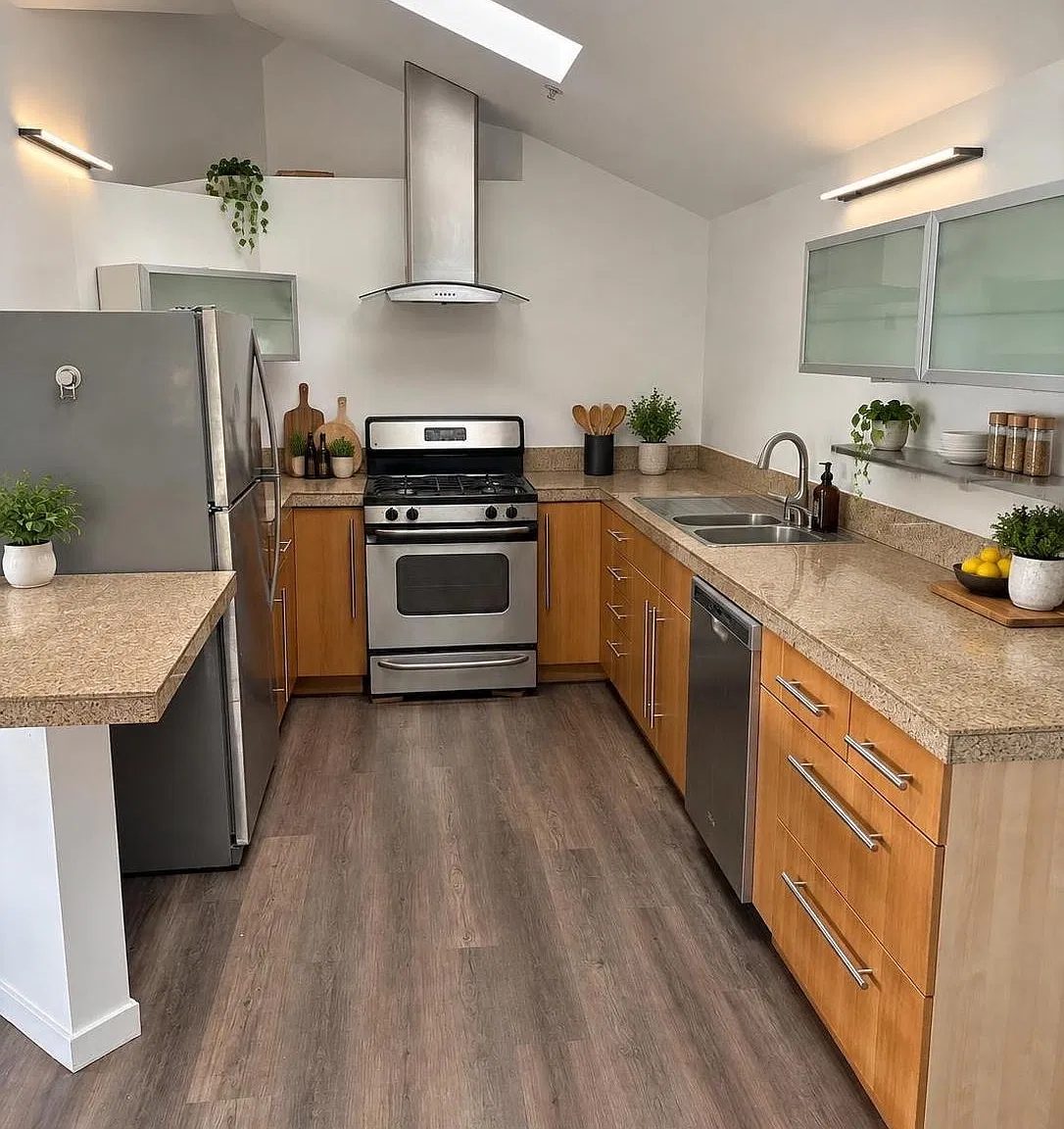 1 bed, 705 sqft, $3,200 — Photo 3