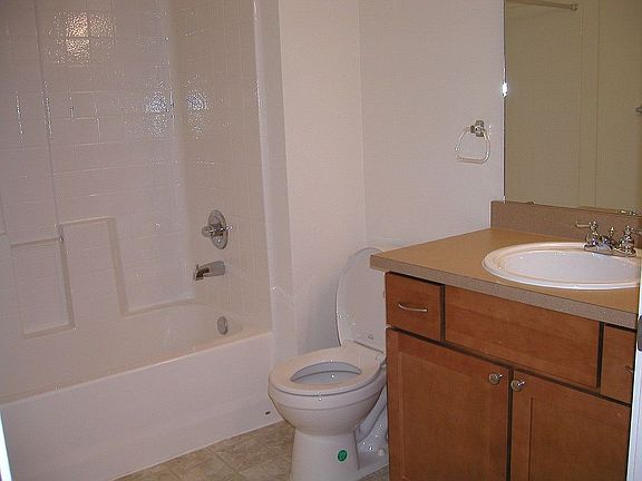 3rd image of 1220 E Columbia St Unit 104