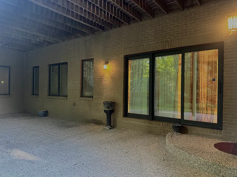 9500 Hayden Creek Ct — Photo 17