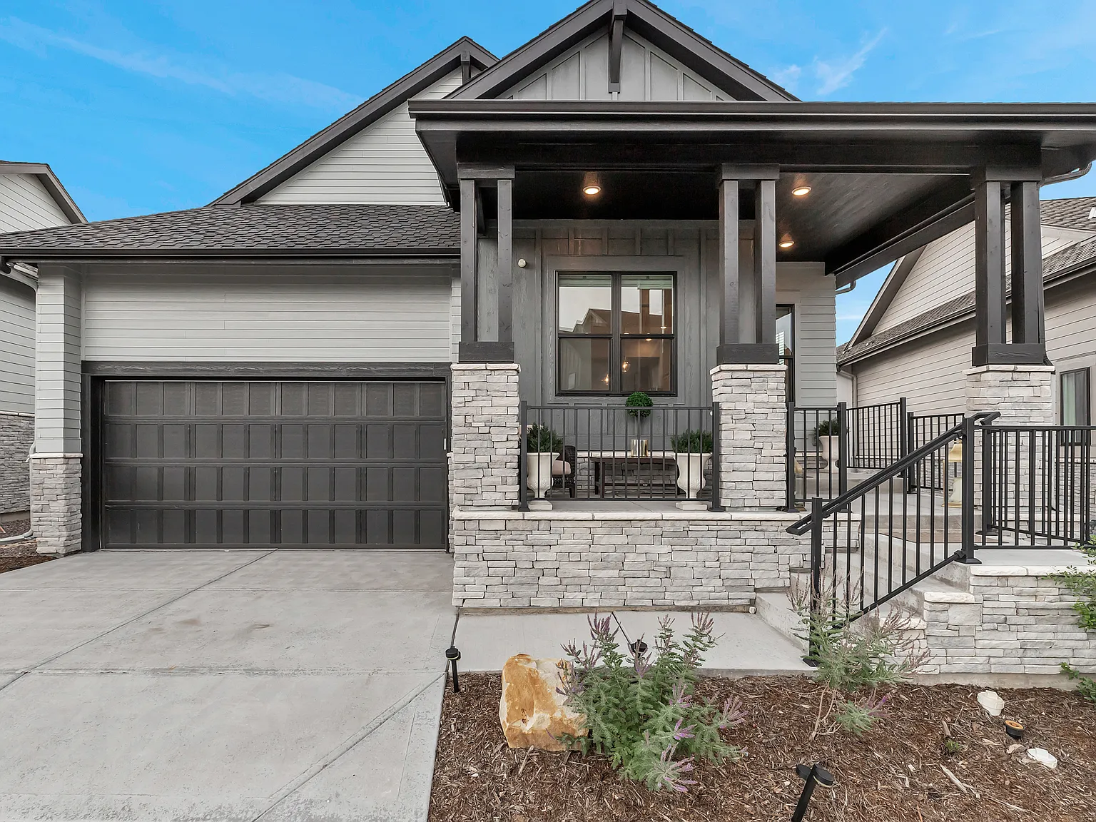 3 bed, 3.5 bath, 2635 sqft, $5,500 — Photo 1