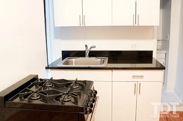 Rented by J Misrahi Realty Corp | media 23