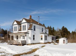 5 Feltzen South Rd, Lunenburg, NS B0J 2X0