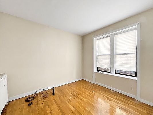 2nd image of 192 Claremont Ave #1A