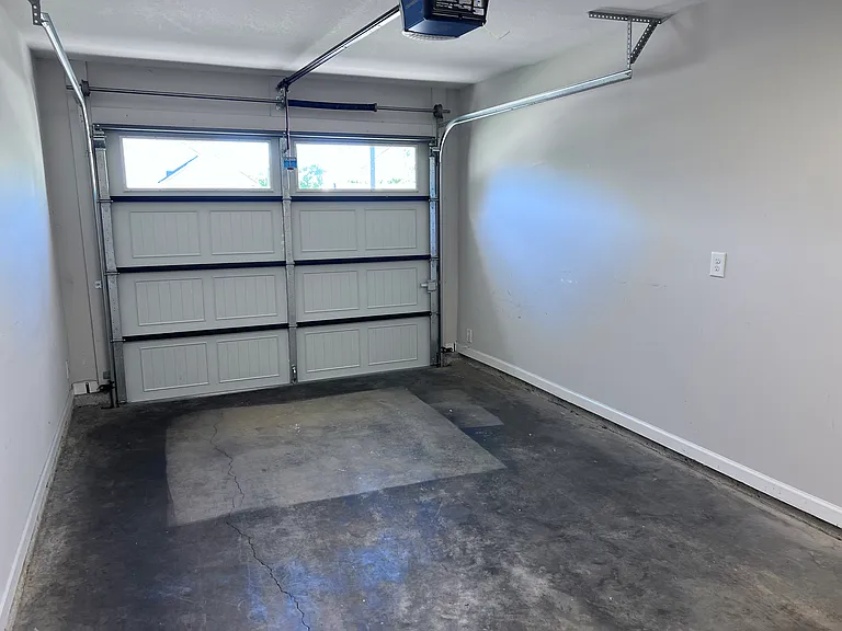 3250 Clemons Cir — Photo 13