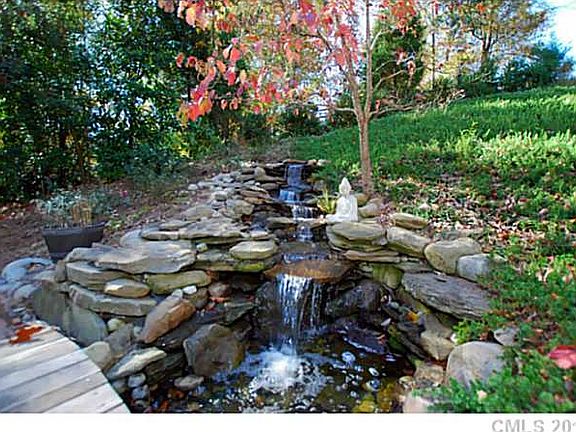 4th image of 7142 Carosan Ln