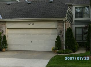 11507 Burton Ct, Westchester, IL