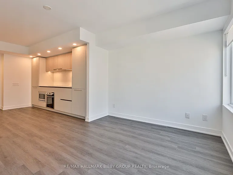 609 Sherbourne St #803 — Photo 9