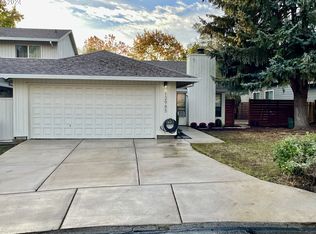 12985 SW Hawks Beard St, Tigard, OR 97223