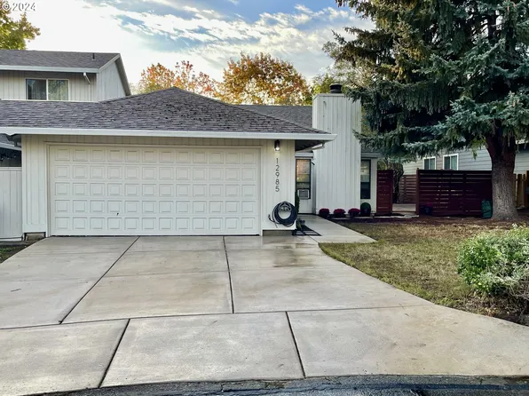 12985 SW Hawks Beard St, Tigard, OR 97223