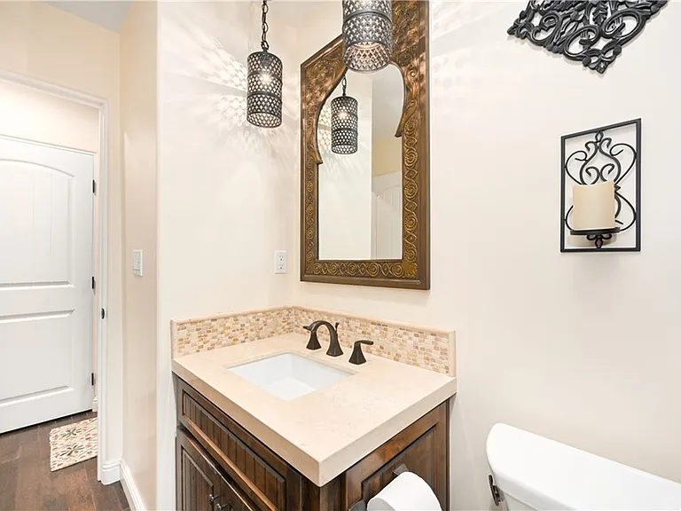 1337 Vuelta Grande Ave — Photo 37