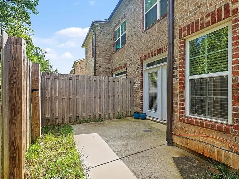 846 Silver Leaf Dr — Photo 3