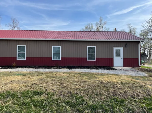 802 Frankford Ave #B, Novinger, MO 63559