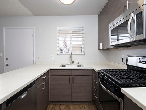 2nd image of 2600 Kremeyer Cir #25-09