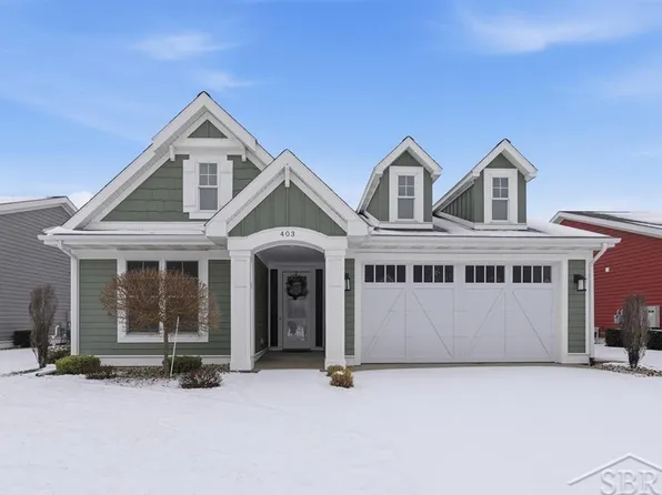 403 Copper Leaf Ct, Midland, MI 48642