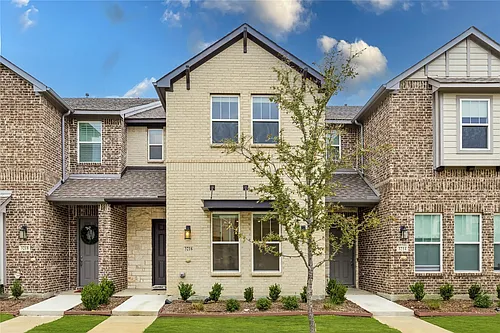 3216 Midnight Dr Photo 1 3216 Midnight Dr Photo 1