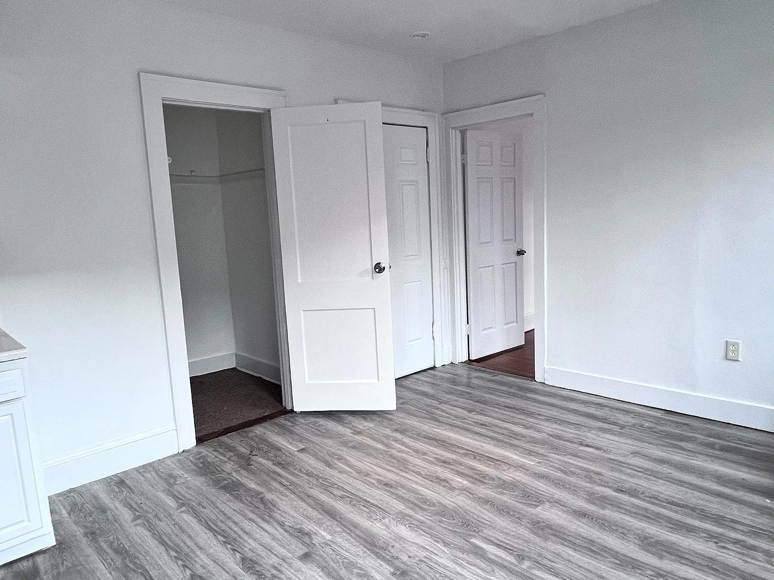2 bed, 700 sqft, $1,550 — Photo 1