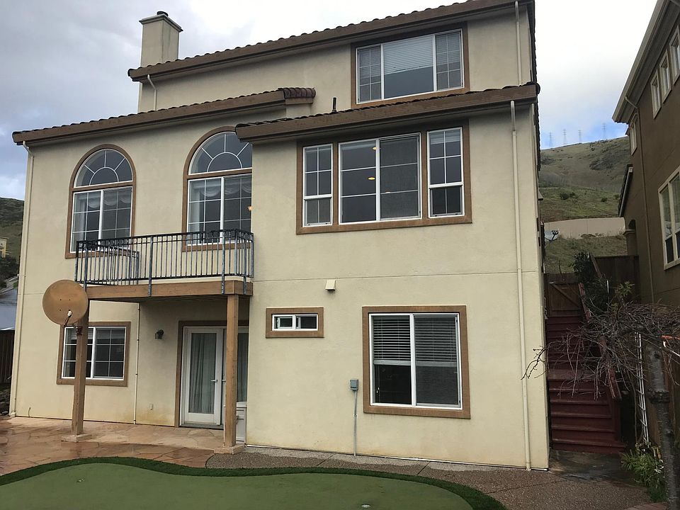 1st image of 63 Viola St