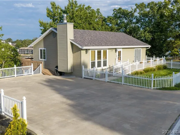 1465 Dogwood Ln, Osage Beach, MO 65065