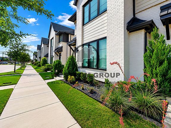 3rd image of 7537 Reis Ln
