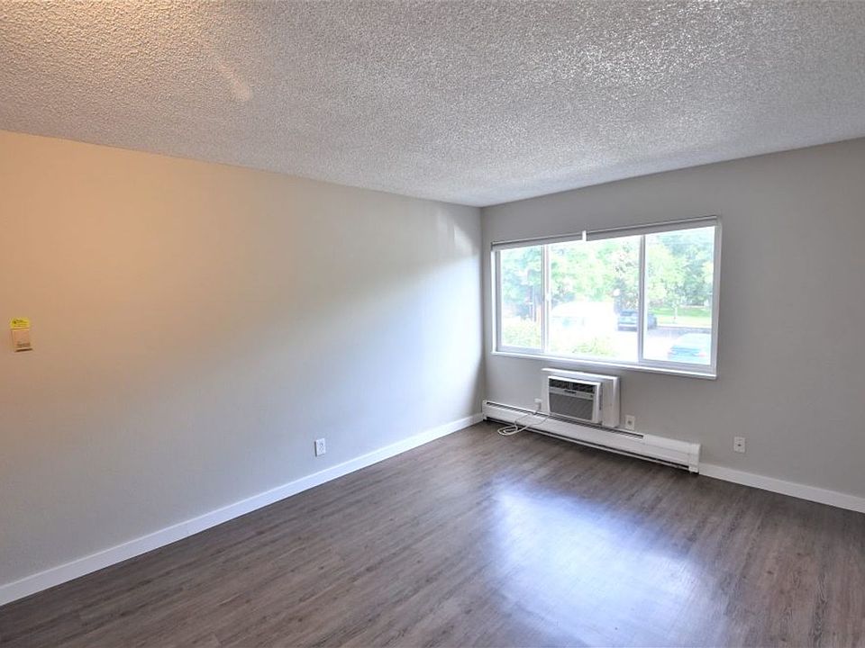 1st image of 1707 22nd St #204