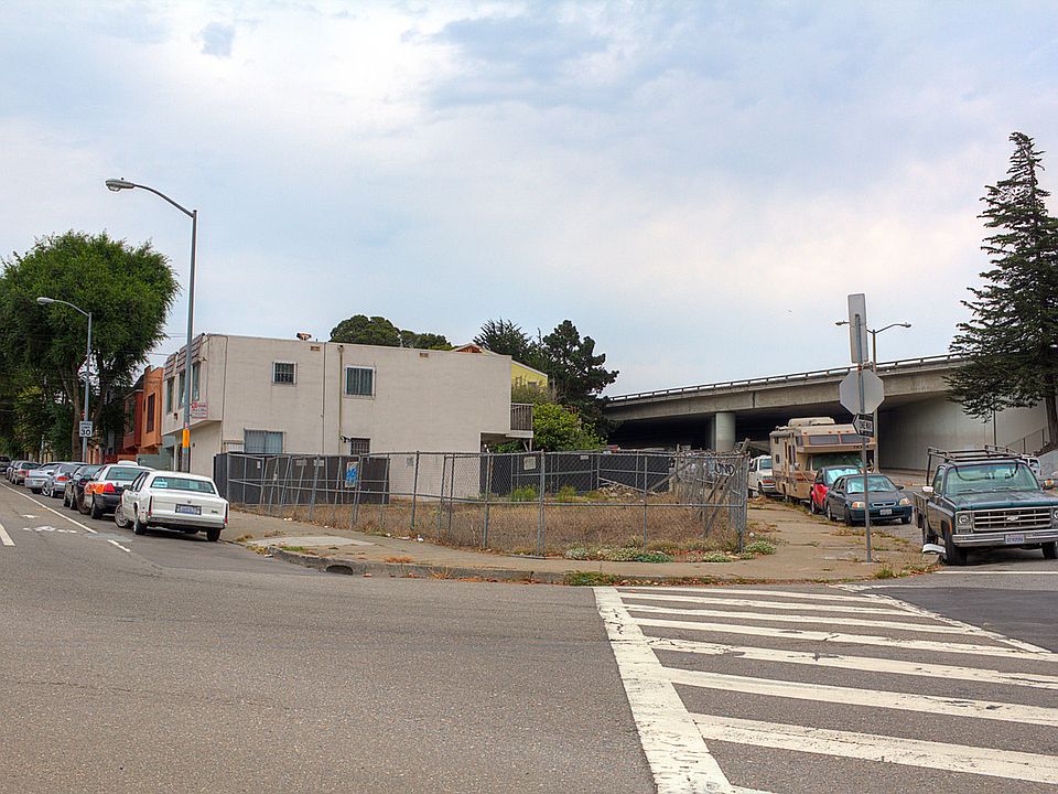 1st image of 297 Sagamore St