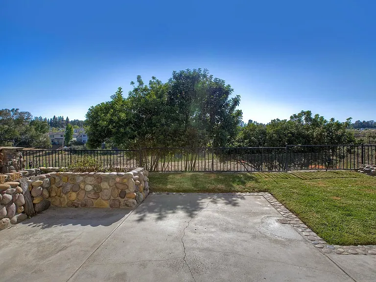 14718 Carmel Ridge Rd — Photo 17