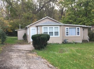38792 N Hickory St, Lake Villa, IL