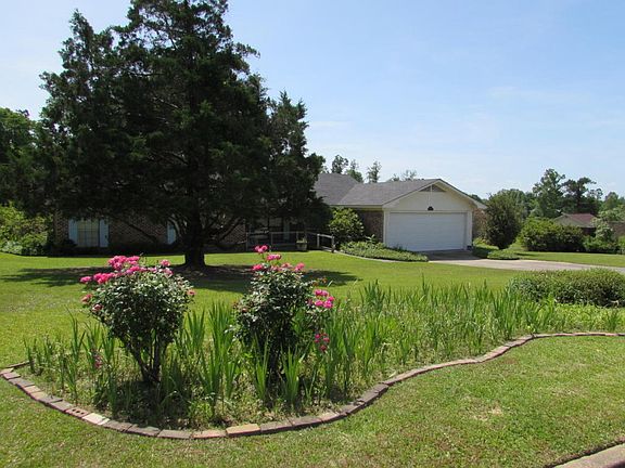 4th image of 70 E Lakeview Dr