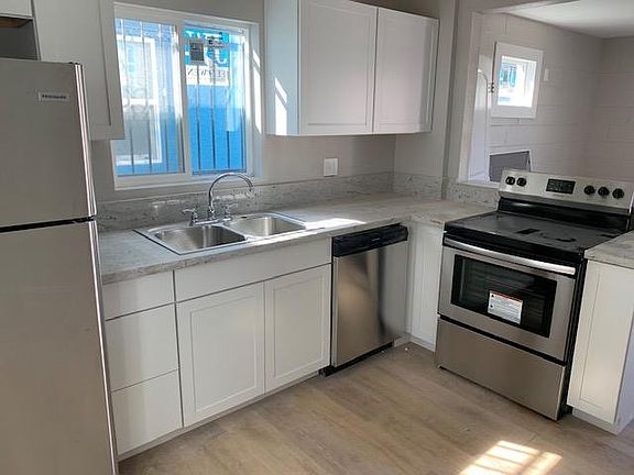 3rd image of 316 S 11th St APT 2