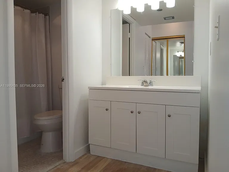 1300 Saint Charles Pl #222 — Photo 12