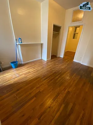 Rented by Fifth & Forever LLC | media 11