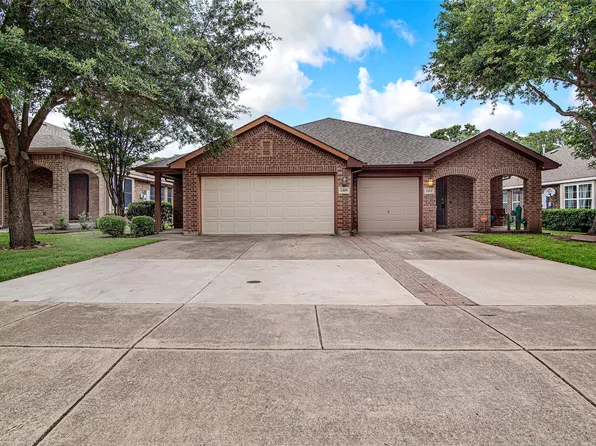 2409 Ravenwood Ct, Mansfield, TX 76063